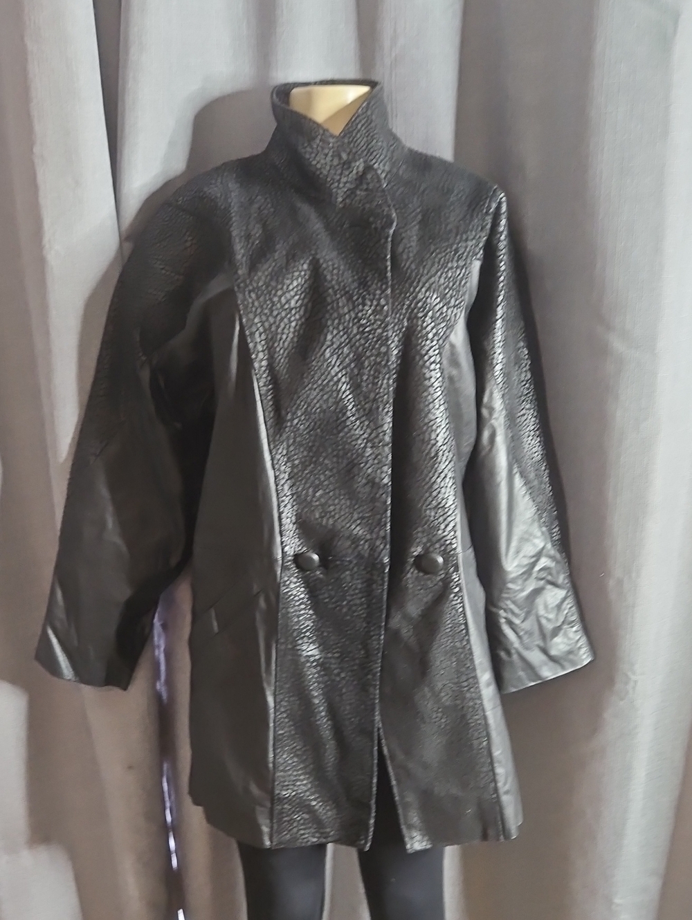 Vintage Comint Leather / Suede Padded Shoulder Jacket Size Med